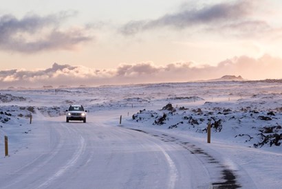 Driving in Iceland in Winter: 7 Things to Know & Practical Tips